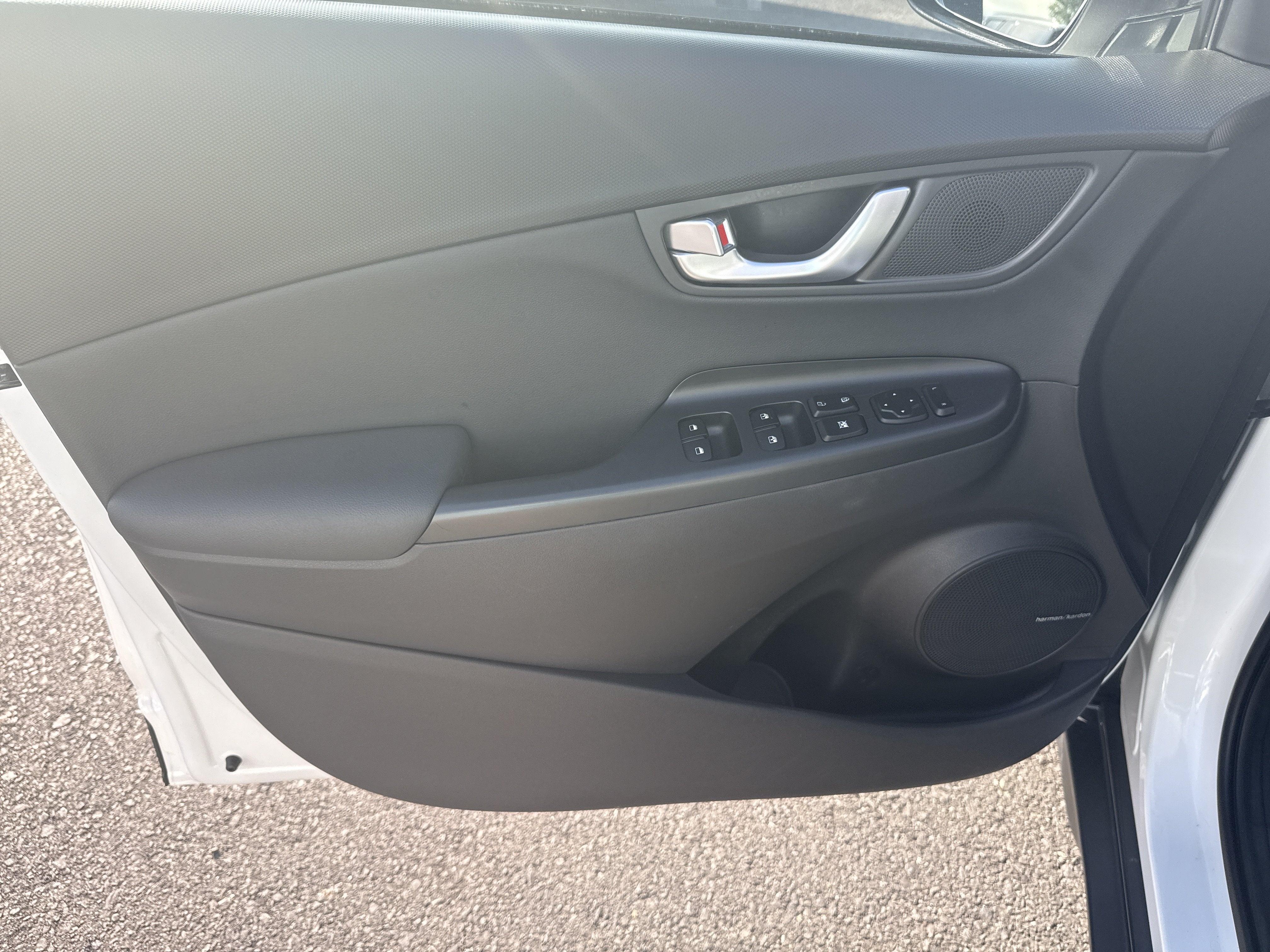 2023 Hyundai KONA Limited