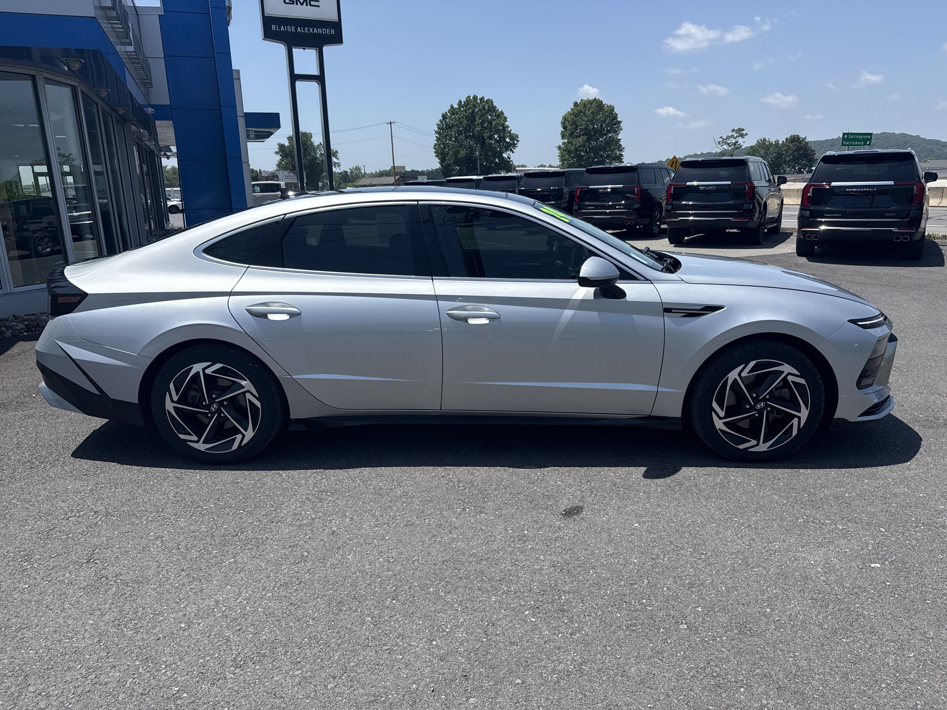 2024 Hyundai SONATA SEL