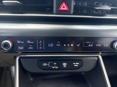 2025 Kia Carnival LXS