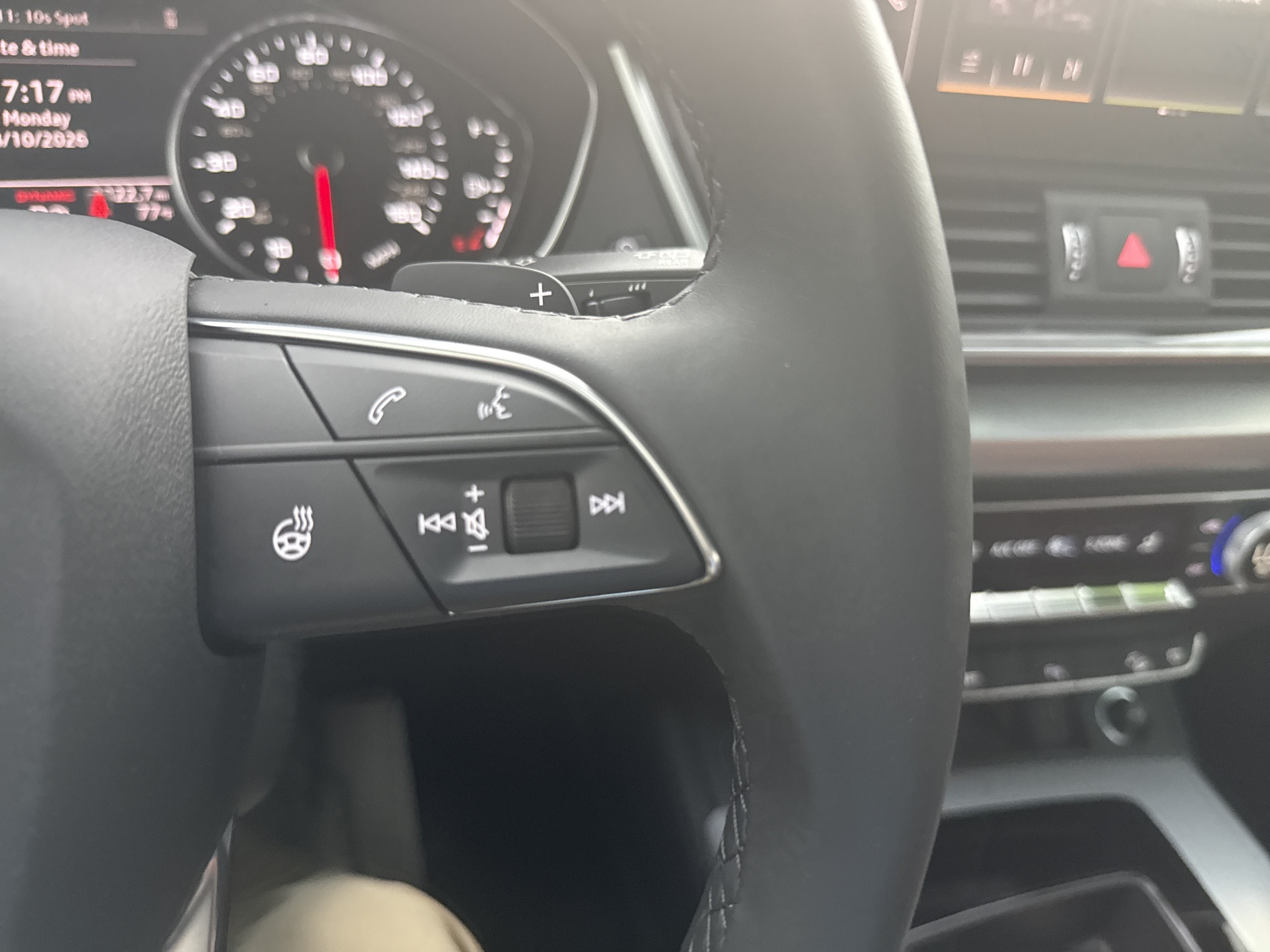 2024 Audi Q5 S line Premium