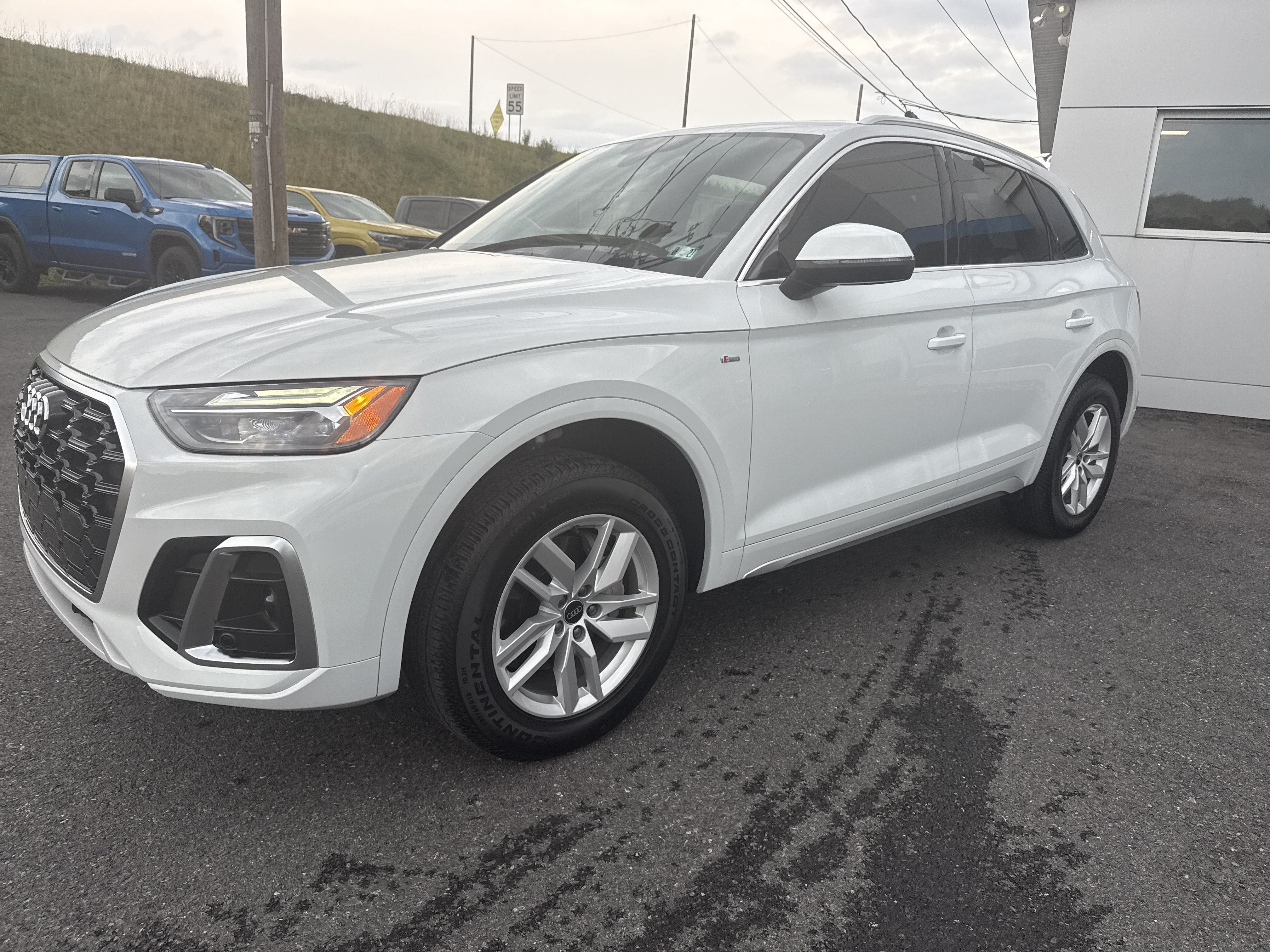 2024 Audi Q5 S line Premium
