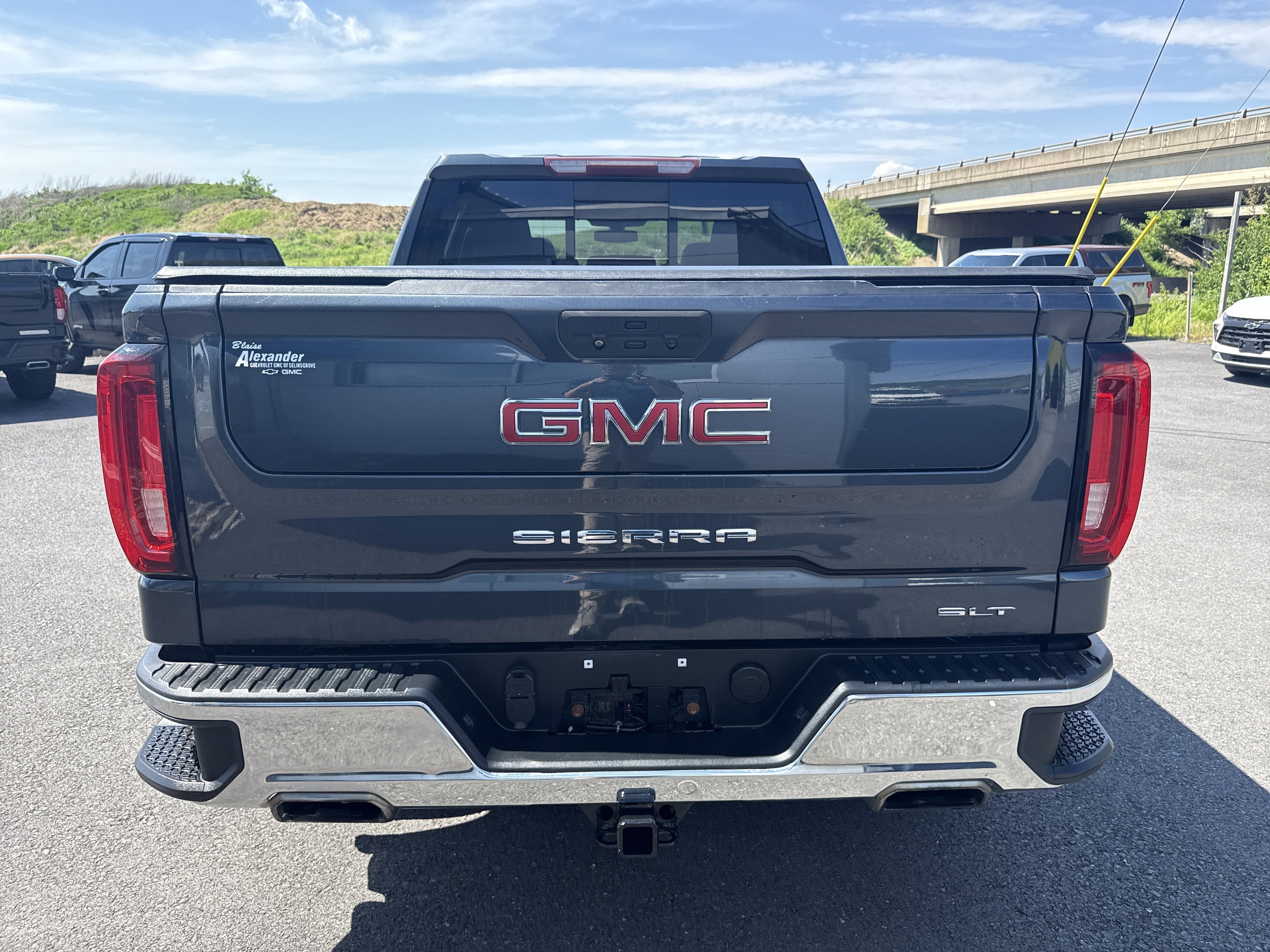 2021 GMC Sierra 1500 SLT